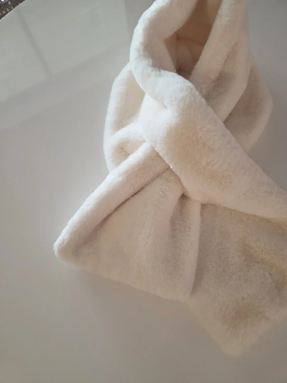 Apparis Cream Faux Fur Wrap Scarf Mobwife Boho Chic Winter Cozy Babe
